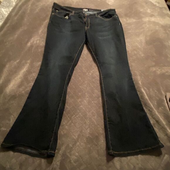 Levi Strauss Gold Modern Boot Cut Plus Size - Picture 1 of 5